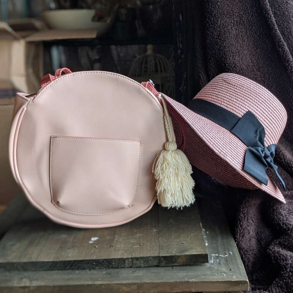 Blush Pink Round Purse - Picture 5 of 8